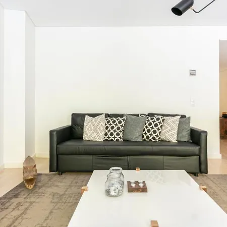 Appartement Plum Guide - Electric Daisy Lissabon