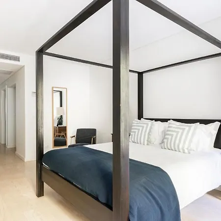 Plum Guide - Electric Daisy Appartement *
